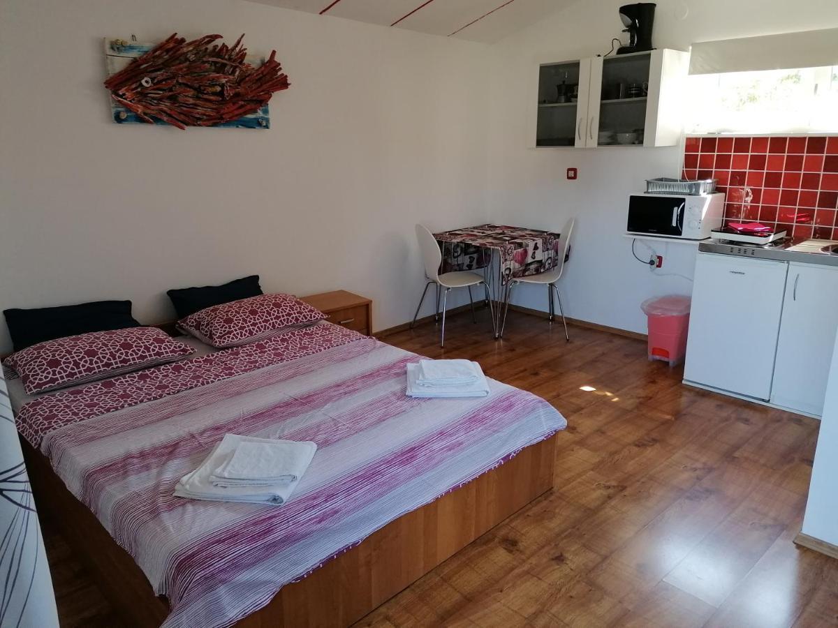 Nice Studio Near Centar+Free Parking Rovinj Exterior foto
